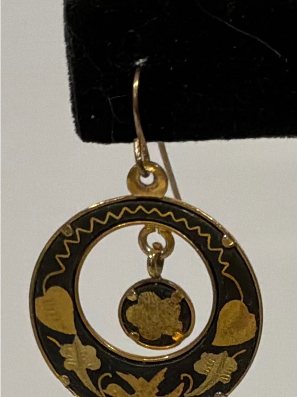 Vintage damascene earrings/Spain